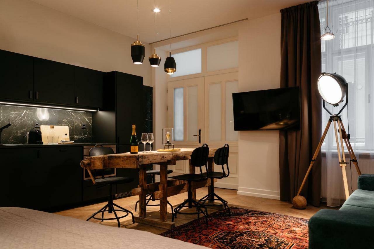 Tg Hotel Apartments บูดาเปสต์ ภายนอก รูปภาพ